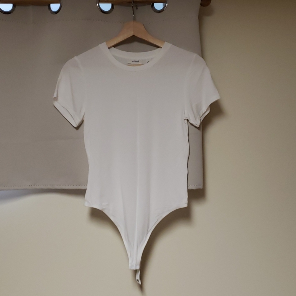 Aritzia Wilfred White T-shirt Bodysuit